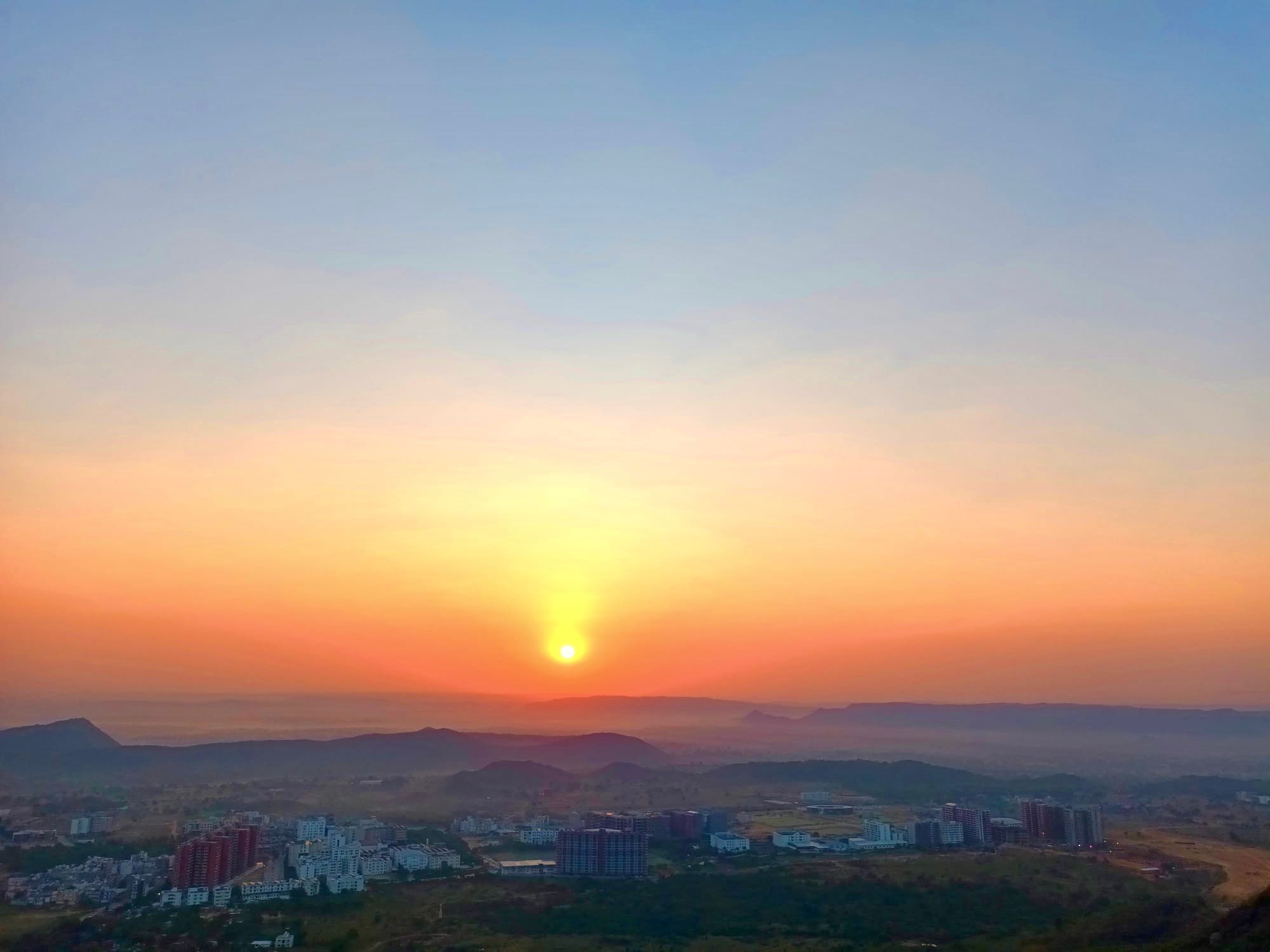 sunrise hot air balloon